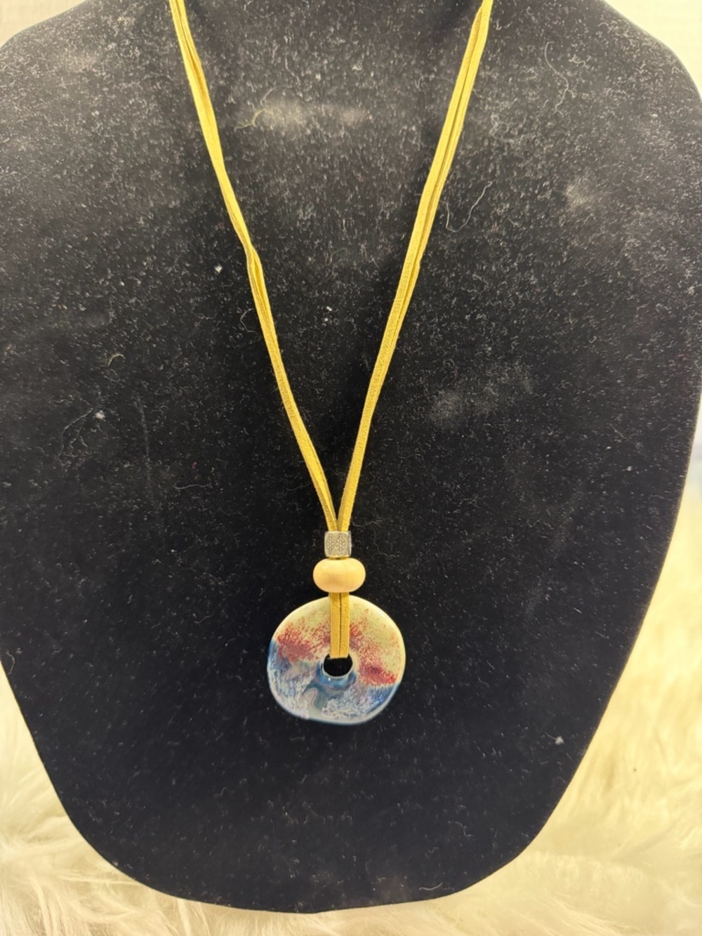 🩷5/$10🩷 PAPARAZZI Multicolor Ceramic Pendant Necklace with Mustard Cord